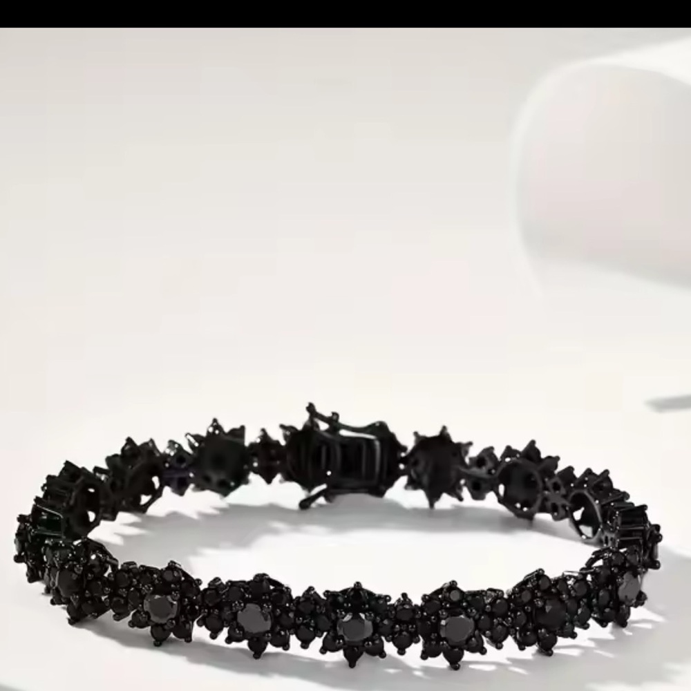 Elegant Black Bracelet for men and women 925 sterling silver moissanite